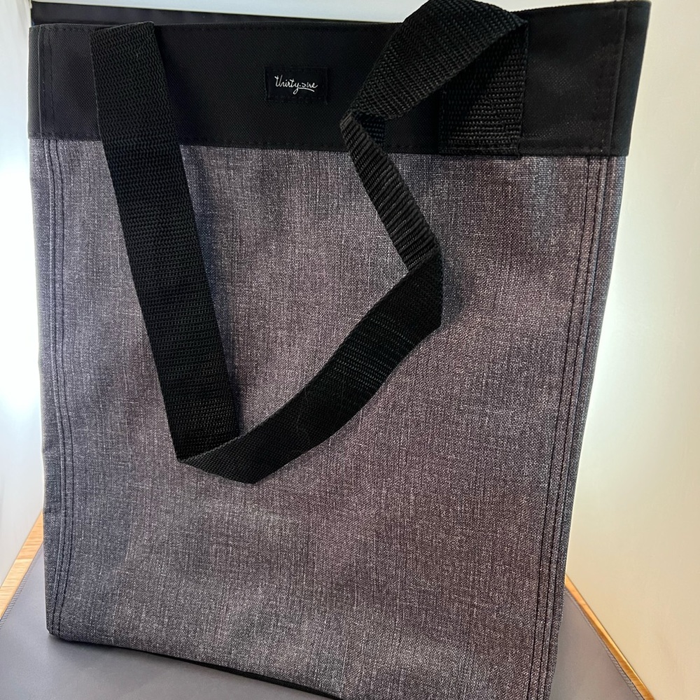 NWT - Essential Storage Tote